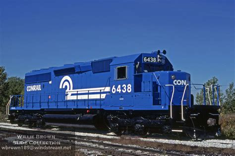 Conrail SD40-2 6438 October 1977 in Riverdale, Illinois | Flickr