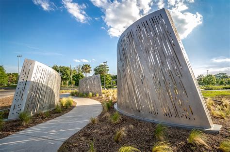 Public art installation at Elmendorf Lake Park completed