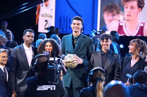 Victor Wembanyama’s Sister Eve Steals Show at NBA Draft - Pundit Feed