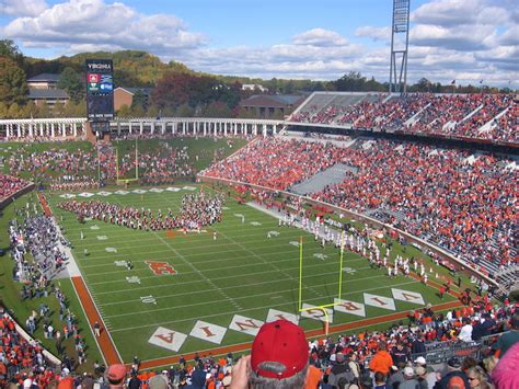 Football Stadium: Virginia Football Stadium