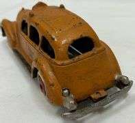 Yellow Cab Cast Iron Car - Newer? - Creamer Auction