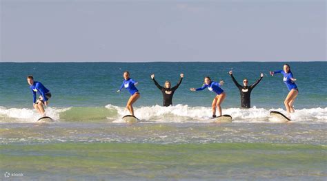 Surfing Course for Beginners at Noosa Heads - Sunshine Coast, Australia ...