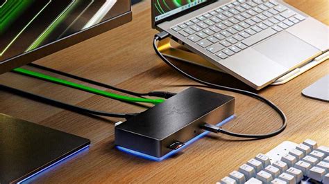 Razer Thunderbolt 4 Dock Chroma review, glow-in-the-dark technology - Tech Advisor