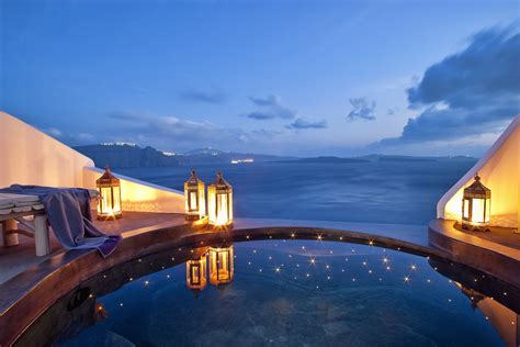 Passion For Luxury : Top 10 Santorini Hotels With Infinity Pools