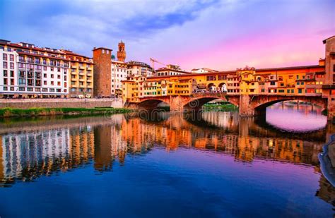 Amazing Sunset Over Ponte Vecchio Florence Italy Stock Image - Image of tuscany, cityscape ...