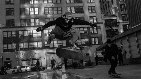 Why Skaters Love and Resist Skateboard Parks - The New York Times