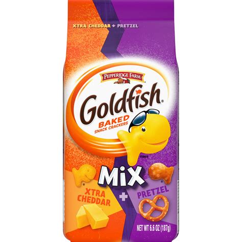 Goldfish - Pepperidge Farm Goldfish Crackers Mix with Xtra Cheddar + Pretzel, 6.6 oz. Bag ...