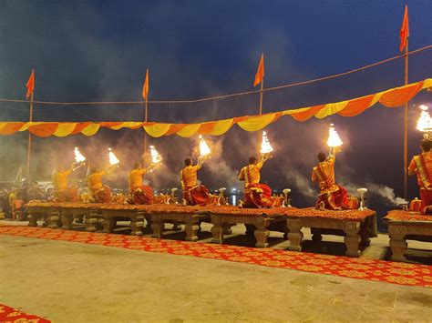 Ganga Aarti in Varanasi - Kashi Yatra