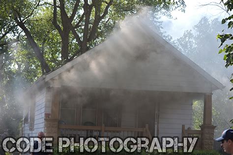 firemen enter burning house « chicagoareafire.com