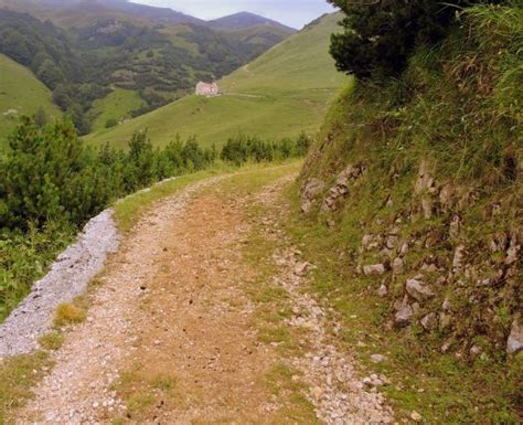 Free Images : hiking, trail, farm, meadow, hill, valley, mountain range ...