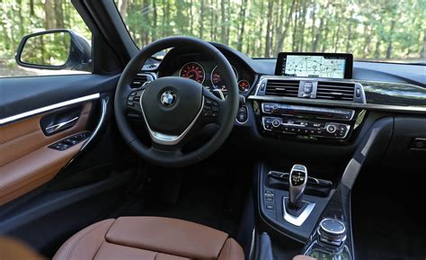 Bmw 3 Series Interior - Explore The 10+ Videos And 98 Images