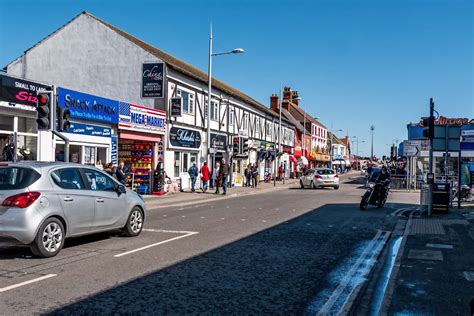 Lincolnshire Cam: Mablethorpe, the main street.