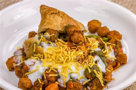 Easy 5-Minute Samosa Chaat (2024)