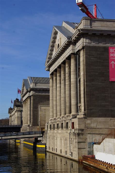 Pergamon Museum (Berlin-Mitte, 1930) | Structurae