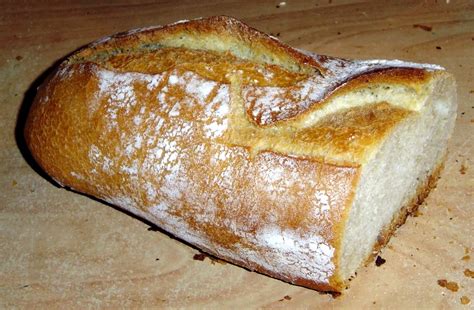 File:French bread DSC09293.jpg - Wikipedia