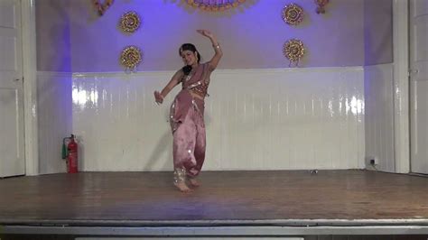 Apsara Ali Dance - YouTube