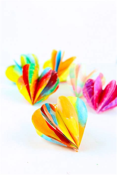 A Colorful 3D Paper Heart Craft for Valentine's Day - Babble Dabble Do