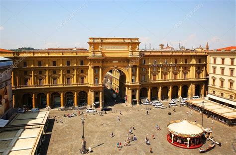 Piazza della Repubblica, Florence, Italy Stock Photo by ©Guzel 53009595