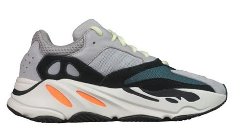 Adidas Yeezy Boost 700 Grey серые (35-44) — купить в Москве в дисконт ...