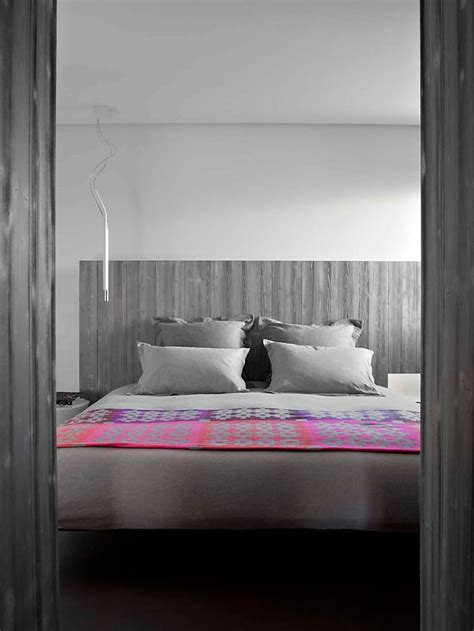 Queen Size Bed for Wonderful Big House Concept | Home Design and Decoration