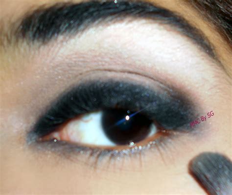 Bollywood Inspired Eye Tutorial - Glam Express