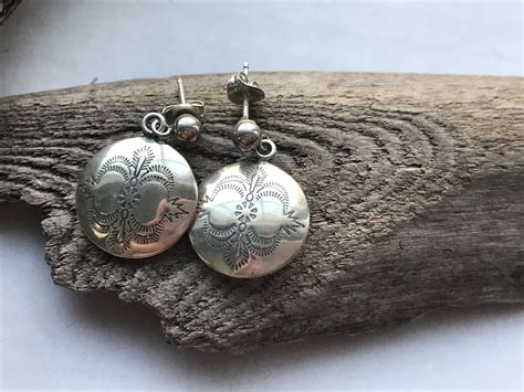 Vintage Southwest Sterling Silver Art Earrings Signed by Quoc Q.T. C ...