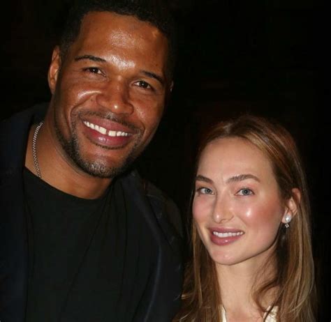 Michael Strahan's Married Life with Wives; Who is he Currently Dating?