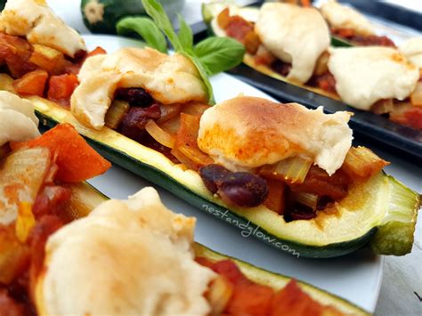 Chilli Stuffed Courgettes with Cashew Cheese – Nest and Glow