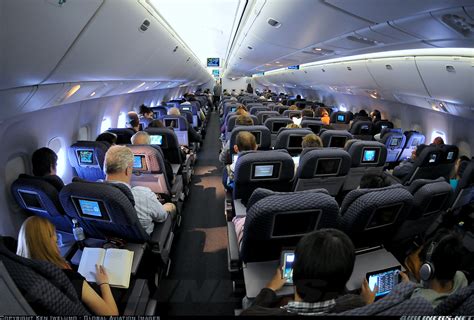 United Boeing 767 Interior