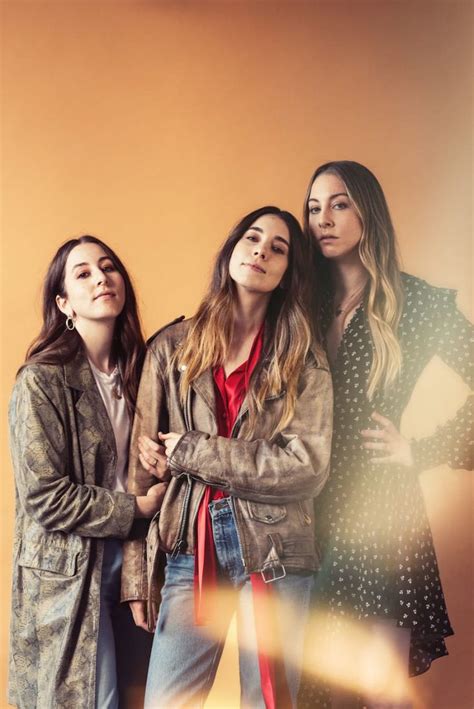 The Haim Sisters Prove They Never Back Down From A Dare | Haim style ...