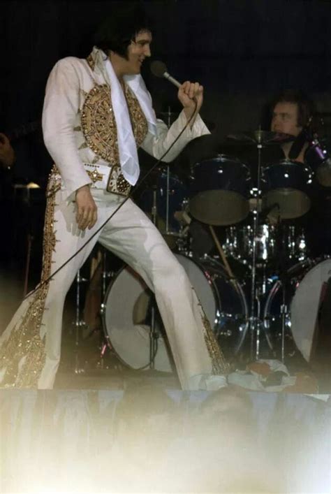 Elvis' final concert, Indianapolis June 26 1977 Elvis Presley Last Concert, Elvis Presley 1977 ...