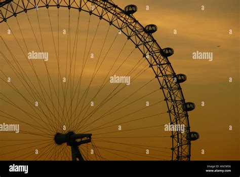 London Eye Sunset Stock Photo - Alamy