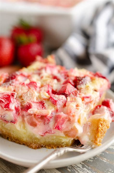 Strawberry Rhubarb Custard Dessert | Recipe | Rhubarb and custard ...