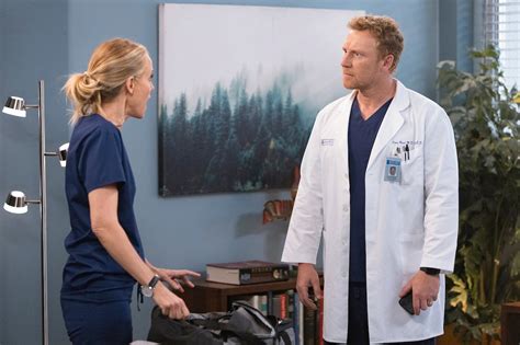 'Grey's Anatomy' Fans Agree With Teddy About Owen, 'They've Always Been ...