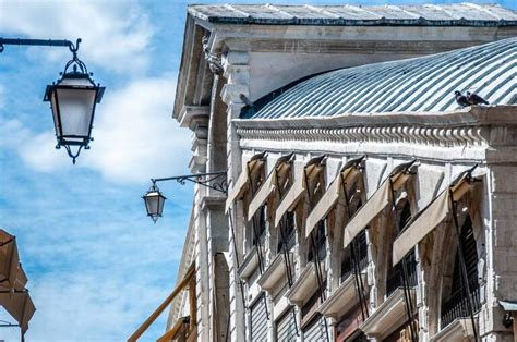 Rialto Bridge: 15 Facts About the Oldest Bridge on the Grand Canal