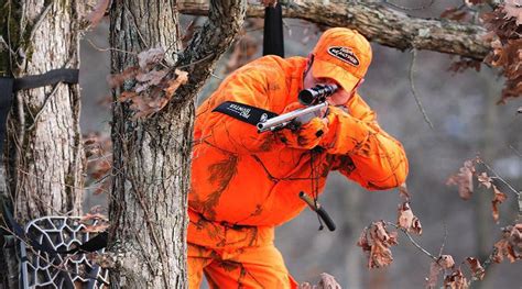 Deer Hunting Guides: Can These Animals See Orange Vests? | Family ...
