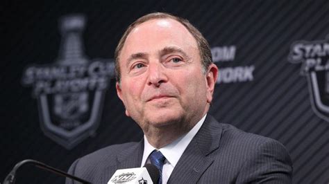 Why do NHL fans boo Gary Bettman? Lockouts, loss of Canadian teams ...