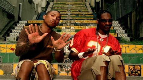 Snoop Dogg Feat. Pharrell & Uncle Charlie Wilson: Beautiful (2003)