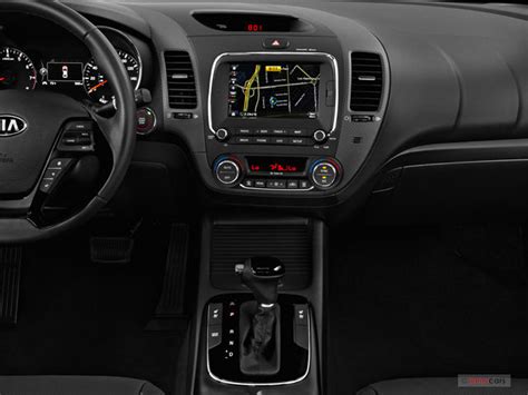 2017 Kia Forte: 150 Interior Photos | U.S. News