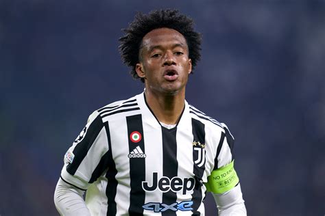 Juan Cuadrado Extends Juventus Contract Until 2023