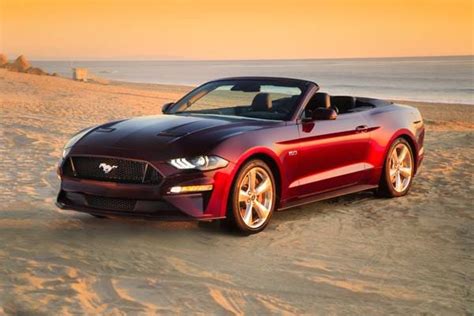 Used 2018 Ford Mustang EcoBoost Premium Convertible Review & Ratings | Edmunds