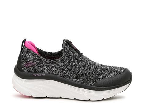 Skechers Relaxed Fit D'Lux Walker Quick Upgrade Slip-On Sneaker - Women's | DSW