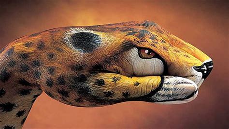 30 Most Amazing Animals Painted On Hands | Animals Painted On Hands ...