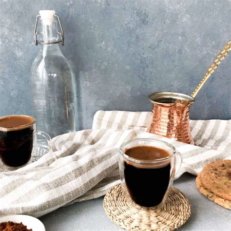 How To Make The Perfect Greek Coffee (Recipe) - ririsgreekeats.com