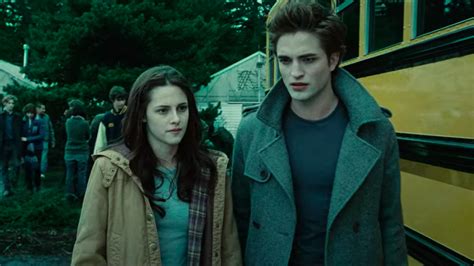 Twilight’s Robert Pattinson Recalls Nearly Being Fired As Edward Cullen ...