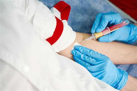 Blood tests for heart attacks: What you need to know