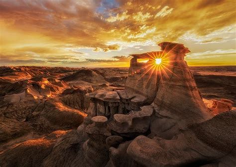 Somerset House - Images. BISTI BADLANDS AT SUNSET