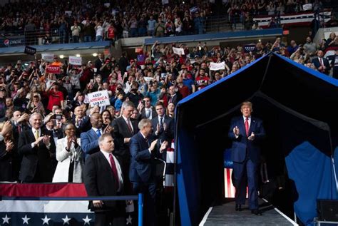 How Many Attended Trump’s South Carolina Rally? Crowd Photos | Heavy.com