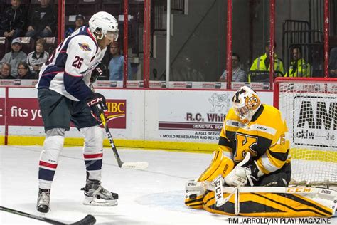 Windsor Spitfires Oct 20 - A DiPietro Shut Out - In Play! magazine