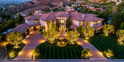 Another mega mansion in LA cali | Mansions, Mega mansions, Calabasas